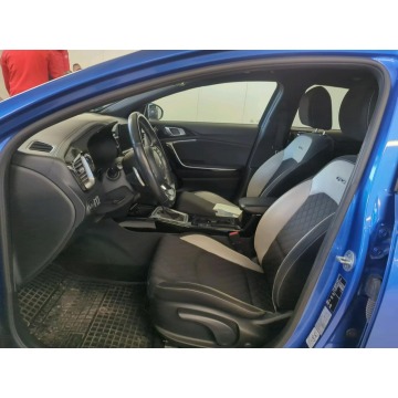 Kia   Hatchback 2021,  1.5 benzyna, automat - Na sprzedaż za 82 800 zł - Pęcice - zdjęcie 4