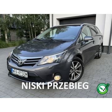 Toyota Avensis - FULL*LEDY*Kamera*Cofania*Grzane*Fotele*Serwis*ASO*Zarejestrowany