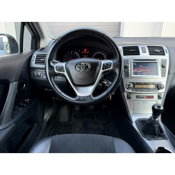 Toyota Avensis  Kombi 2014,  1.8 benzyna - Na sprzedaż za 48 900 zł - Kotarwice - zdjęcie 6