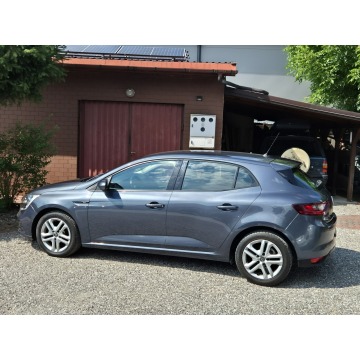 Renault Megane  Hatchback 2017,  1.2 benzyna - Na sprzedaż za 36 900 zł - Radom - zdjęcie 3