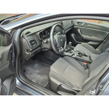 Renault Megane  Hatchback 2017,  1.2 benzyna - Na sprzedaż za 36 900 zł - Radom - zdjęcie 10