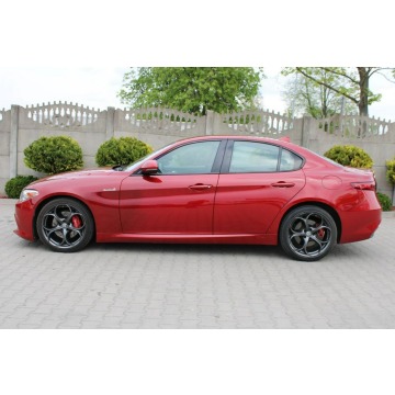 Alfa Romeo Giulia  Sedan/Limuzyna 2017,  2.0 benzyna, automat - Na sprzedaż za 78 000 zł - Zambrów - zdjęcie 4