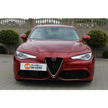 Alfa Romeo Giulia  Sedan/Limuzyna 2017,  2.0 benzyna, automat - Na sprzedaż za 78 000 zł - Zambrów - zdjęcie 3
