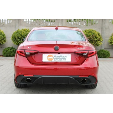 Alfa Romeo Giulia  Sedan/Limuzyna 2017,  2.0 benzyna, automat - Na sprzedaż za 78 000 zł - Zambrów - zdjęcie 8