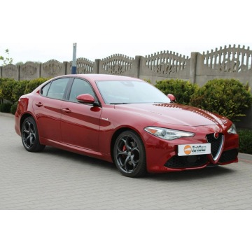 Alfa Romeo Giulia  Sedan/Limuzyna 2017,  2.0 benzyna, automat - Na sprzedaż za 78 000 zł - Zambrów - zdjęcie 12