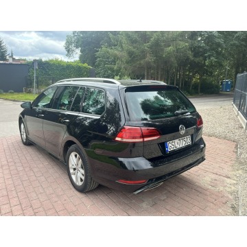 Volkswagen Golf  Kombi 2019,  2.0 diesel, automat - Na sprzedaż za 59 900 zł - Słupsk - zdjęcie 4
