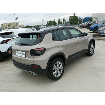 Jeep Avenger  SUV 2023,  1.2 benzyna - Na sprzedaż za 74 800 zł - Warszawa - zdjęcie 2