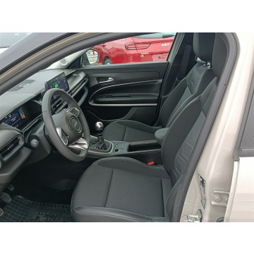 Jeep Avenger  SUV 2023,  1.2 benzyna - Na sprzedaż za 74 800 zł - Warszawa - zdjęcie 4