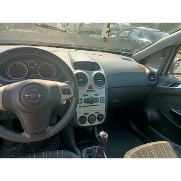 Opel Corsa  Hatchback 2007,  1.2 benzyna - Na sprzedaż za 1 950,00 zł - Tarnów - zdjęcie 7