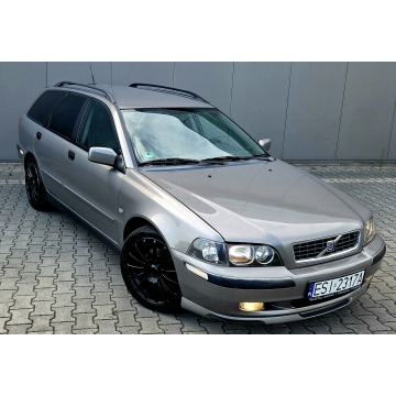 Volvo V40  Kombi 2004,  1.8 benzyna+LPG, automat - Na sprzedaż za 7 700,00 zł - Zduńska Wola - zdjęcie 1