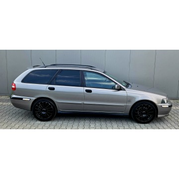 Volvo V40  Kombi 2004,  1.8 benzyna+LPG, automat - Na sprzedaż za 7 700,00 zł - Zduńska Wola - zdjęcie 2