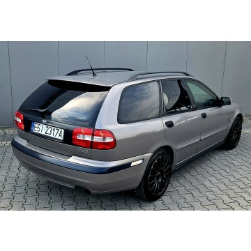 Volvo V40  Kombi 2004,  1.8 benzyna+LPG, automat - Na sprzedaż za 7 700,00 zł - Zduńska Wola - zdjęcie 3