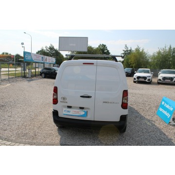 Toyota ProAce 2022,  1.5 diesel - Na sprzedaż za 59 900 zł - Warszawa - zdjęcie 7