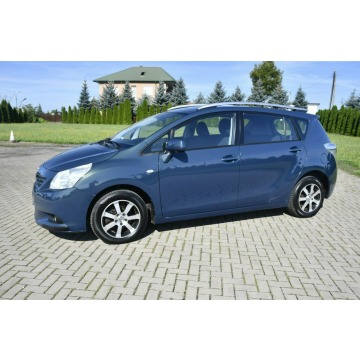 Toyota Verso  Minivan/Van 2010,  2.0 diesel - Na sprzedaż za 14 900 zł - Kutno - zdjęcie 2