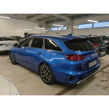 Kia Ceed  Kombi 2022,  1.6 hybryda, automat - Na sprzedaż za 79 900 zł - Pęcice - zdjęcie 12