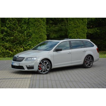 Skoda Octavia  Kombi 2017,  2.0 benzyna, automat - Na sprzedaż za 59 900 zł - Ostrów Mazowiecka - zdjęcie 3