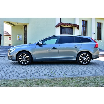 Volvo V60  Kombi 2018,  2.0 diesel - Na sprzedaż za 38 900 zł - Płock - zdjęcie 5
