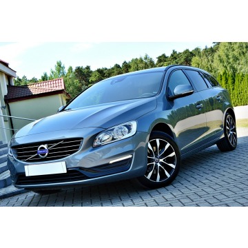Volvo V60  Kombi 2018,  2.0 diesel - Na sprzedaż za 38 900 zł - Płock - zdjęcie 10