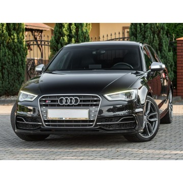 Audi S3  Hatchback 2014,  2.0 benzyna, automat - Na sprzedaż za 69 900 zł - Podzagajnik - zdjęcie 12