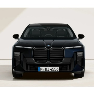BMW Seria 7  Sedan/Limuzyna 2026,  3.0 benzyna, automat - Na sprzedaż za 532 681 zł - Warszawa - zdjęcie 4