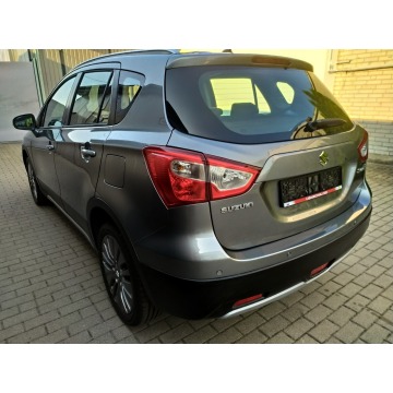 Suzuki SX4 S-Cross  SUV 2015,  1.6 benzyna - Na sprzedaż za 39 900 zł - Strzała - zdjęcie 4