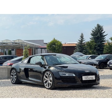 Audi R8  Coupe/Sportowy 2015,  5.2 benzyna, automat - Na sprzedaż za 390 000 zł - Michałowice-Wieś - zdjęcie 2