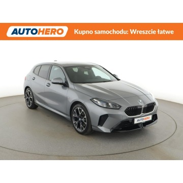 BMW Seria 1  Hatchback 2024,  1.5 benzyna, automat - Na sprzedaż za 127 500 zł - Warszawa - zdjęcie 10