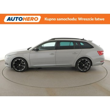 Skoda Superb  Kombi 2019,  2.0 diesel, automat - Na sprzedaż za 80 200 zł - Warszawa - zdjęcie 2