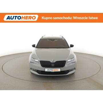 Skoda Superb  Kombi 2019,  2.0 diesel, automat - Na sprzedaż za 80 200 zł - Warszawa - zdjęcie 11