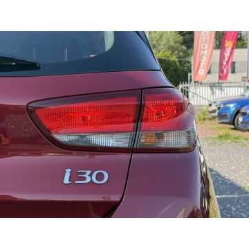 Hyundai i30  Hatchback 2021,  1.5 benzyna - Na sprzedaż za 38 900 zł - Będzin - zdjęcie 8