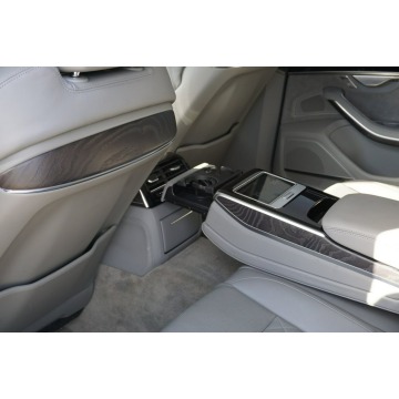 Audi A8  Sedan/Limuzyna 2020,  3.0 benzyna, automat - Na sprzedaż za 221 500 zł - Pęcice - zdjęcie 11