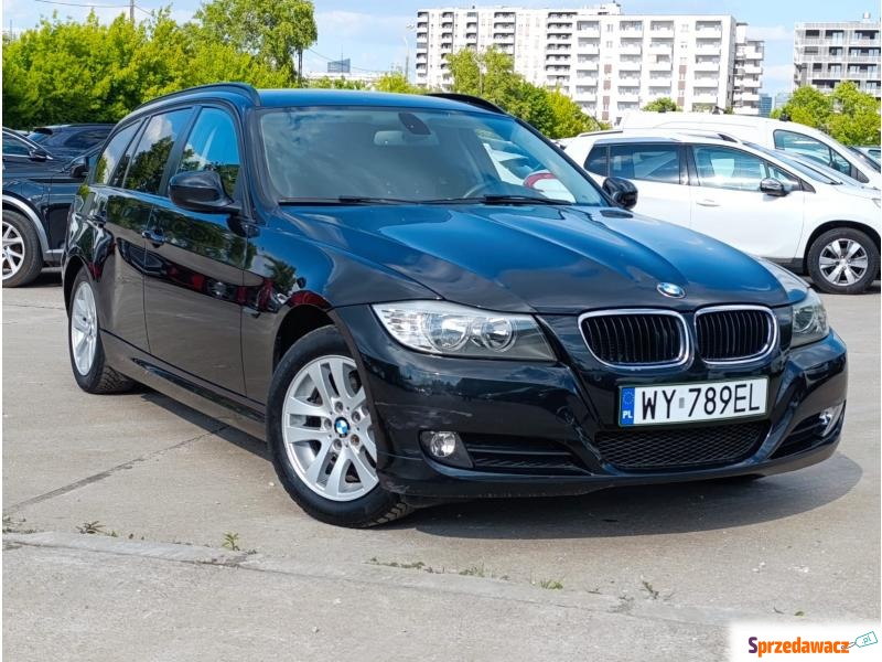 BMW Seria 3  Kombi 2010,  2.0 benzyna - Na sprzedaż za 16 900 zł - Warszawa