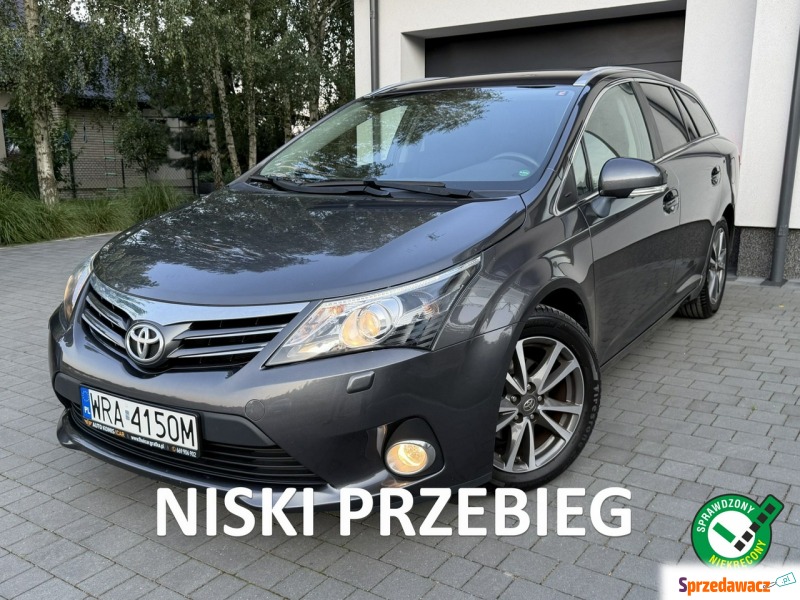 Toyota Avensis  Kombi 2014,  1.8 benzyna - Na sprzedaż za 48 900 zł - Kotarwice