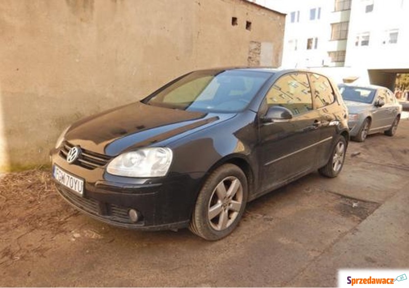 Volkswagen Golf 2006 benzyna - Na sprzedaż za 3 800,00 zł - Gorzów Wielkopolski