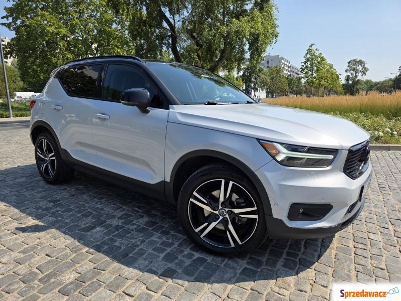 Volvo XC40 2021