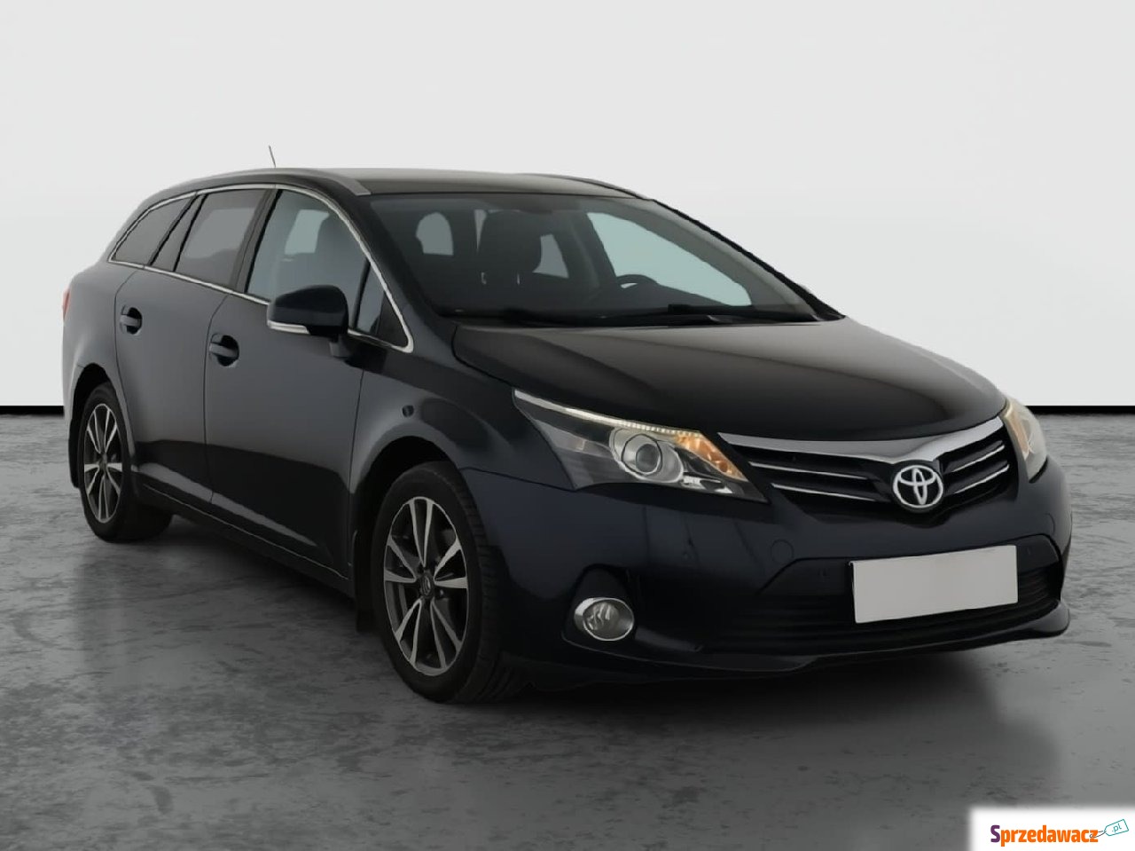 Toyota Avensis 2012