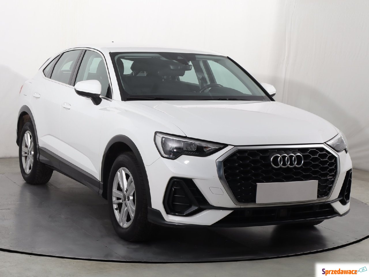 Audi Q3 2021