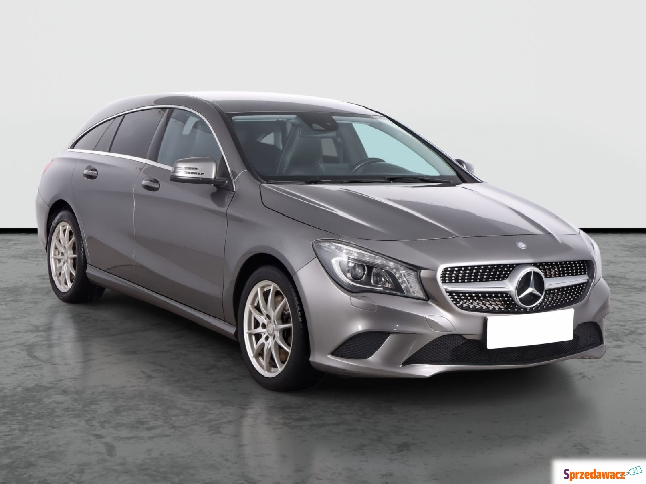 Mercedes - Benz CLA-klasa 2015