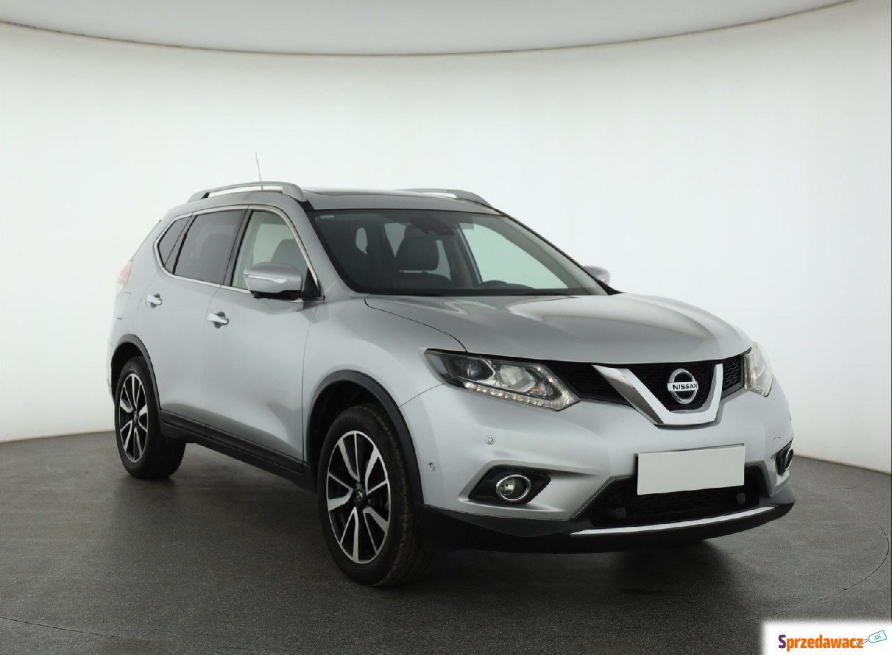 Nissan X-Trail 2016