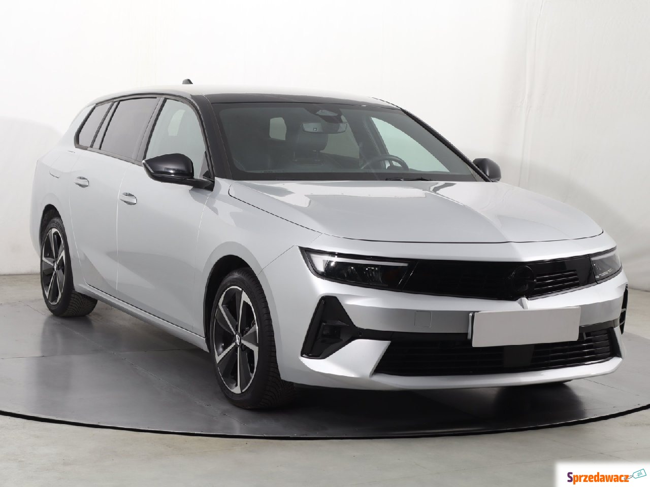 Opel Astra 2024