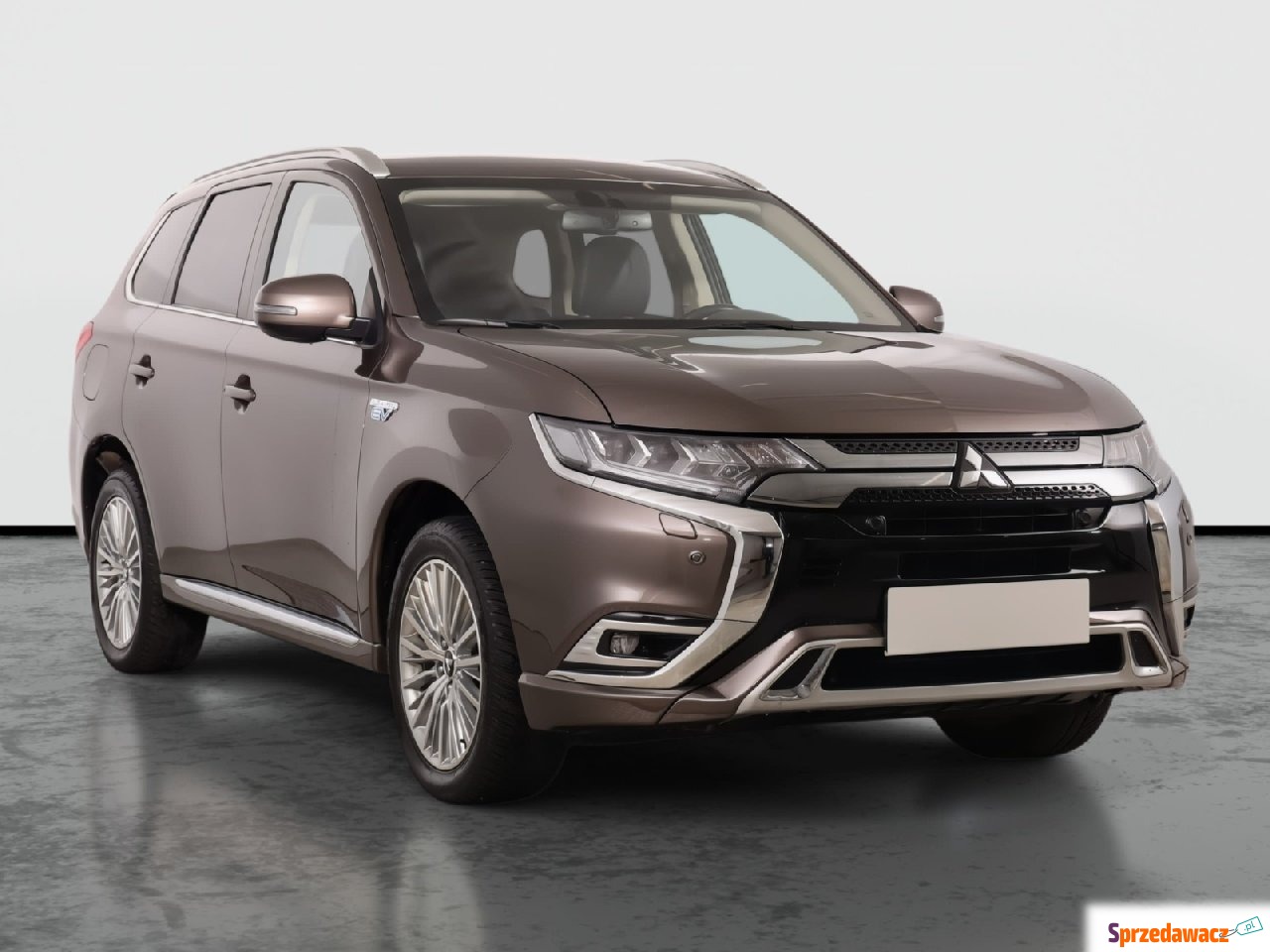 Mitsubishi Outlander 2020