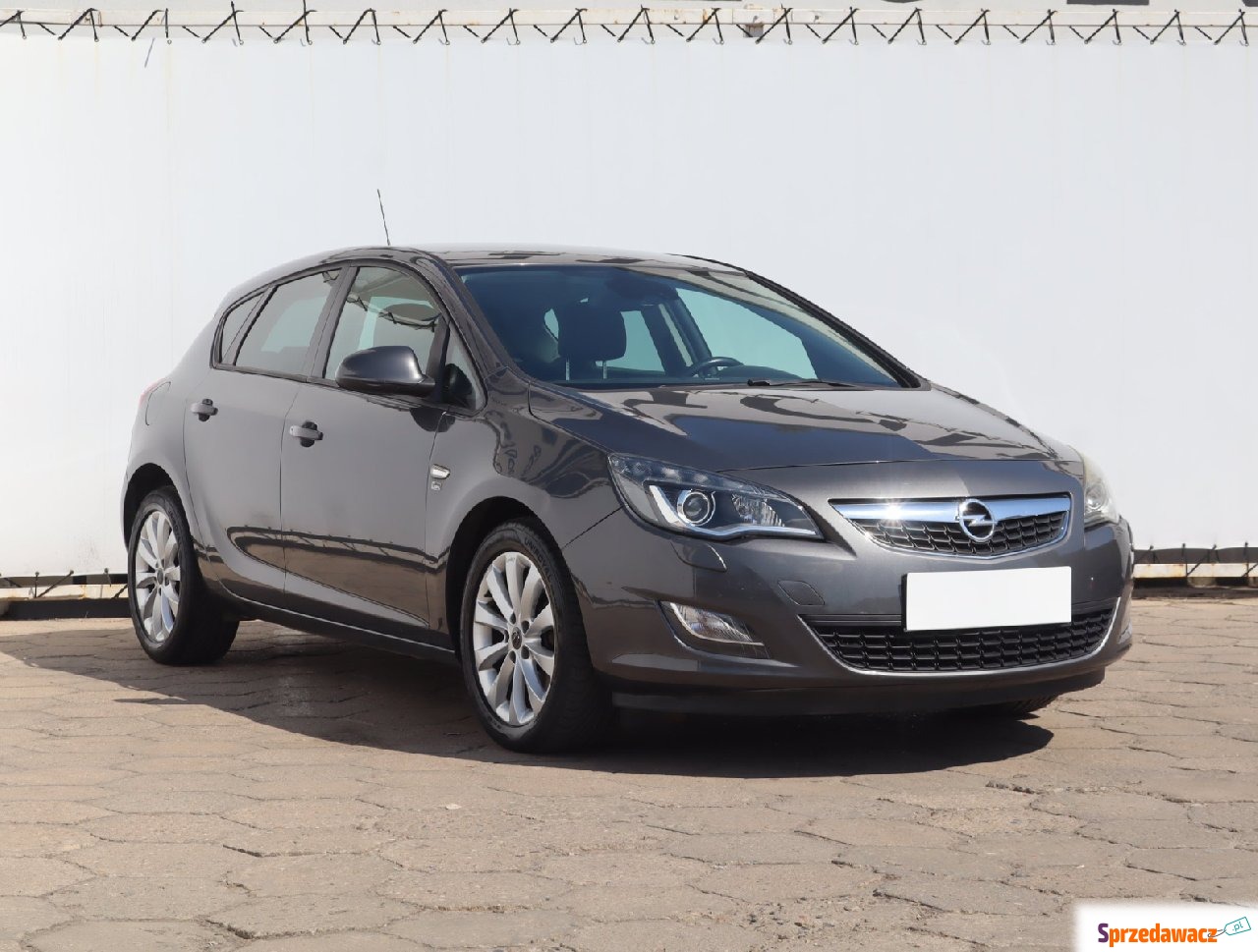 Opel Astra 2012