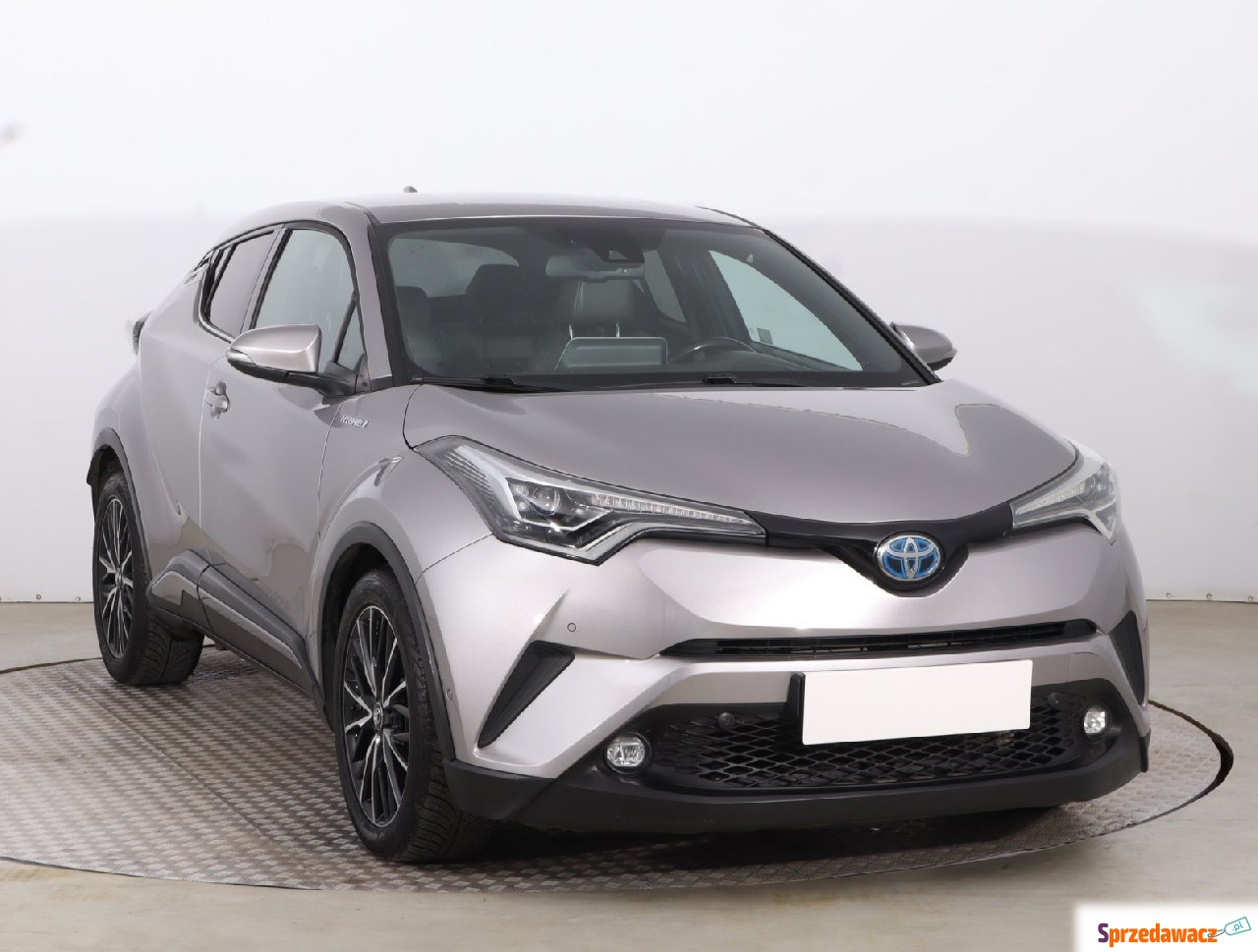Toyota C-HR 2016