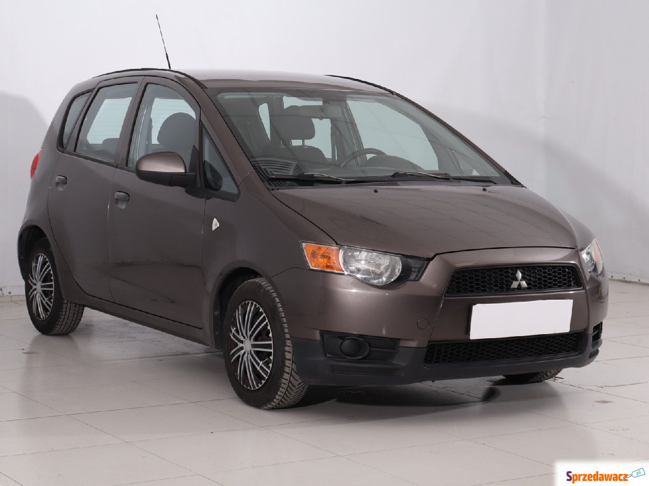 Mitsubishi Colt 2011