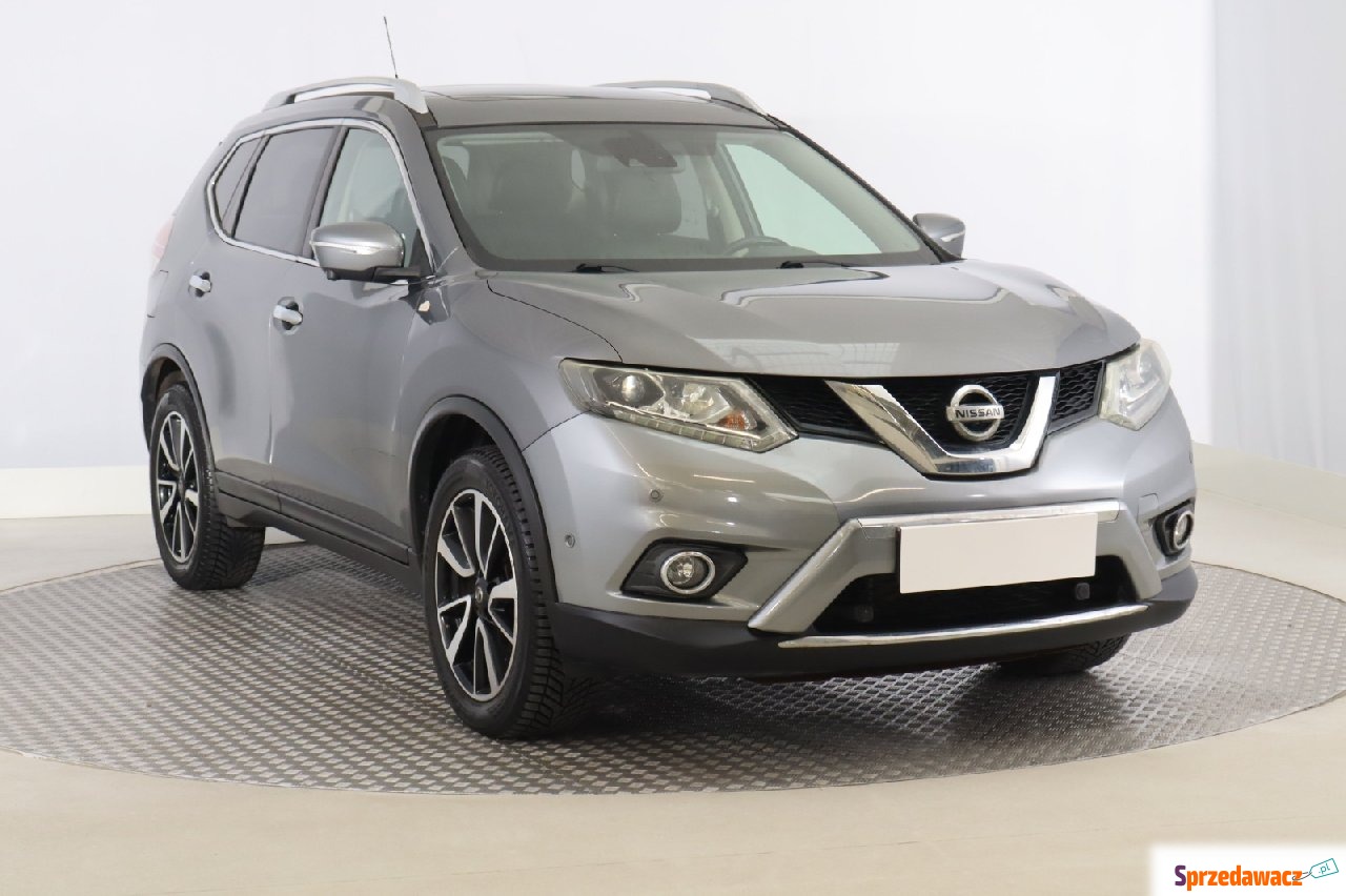 Nissan X-Trail 2015