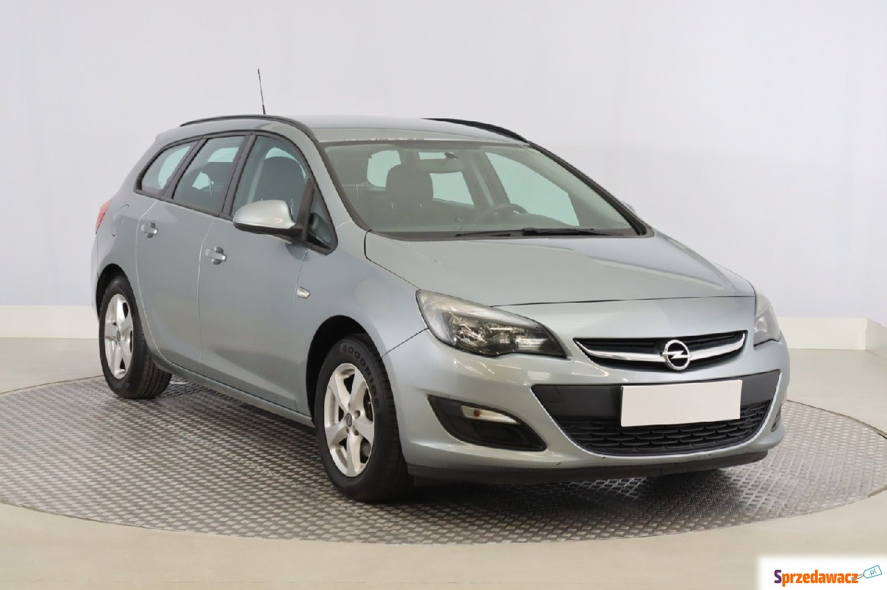 Opel Astra 2014