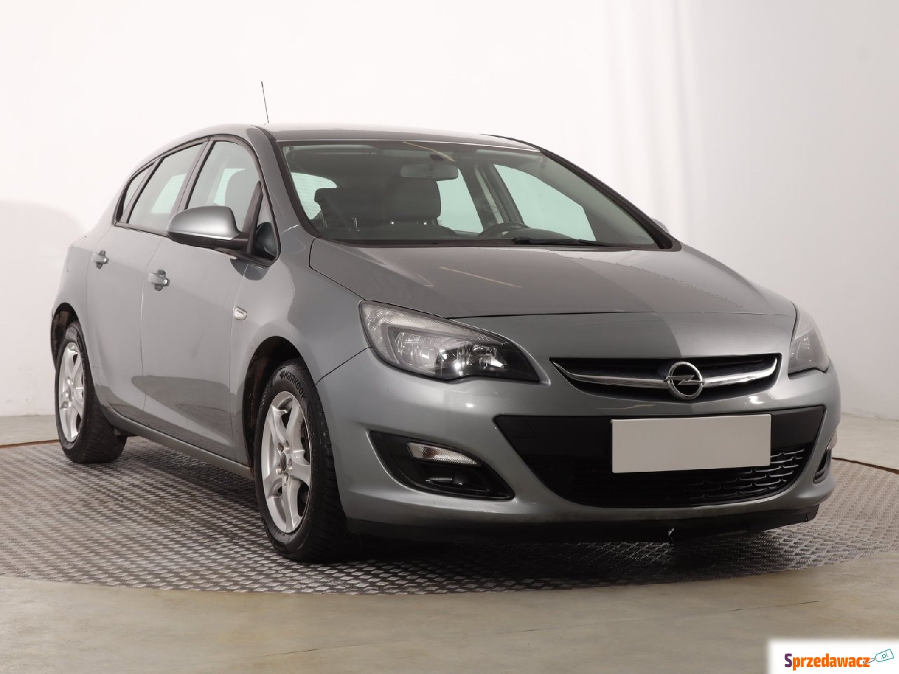 Opel Astra 2013