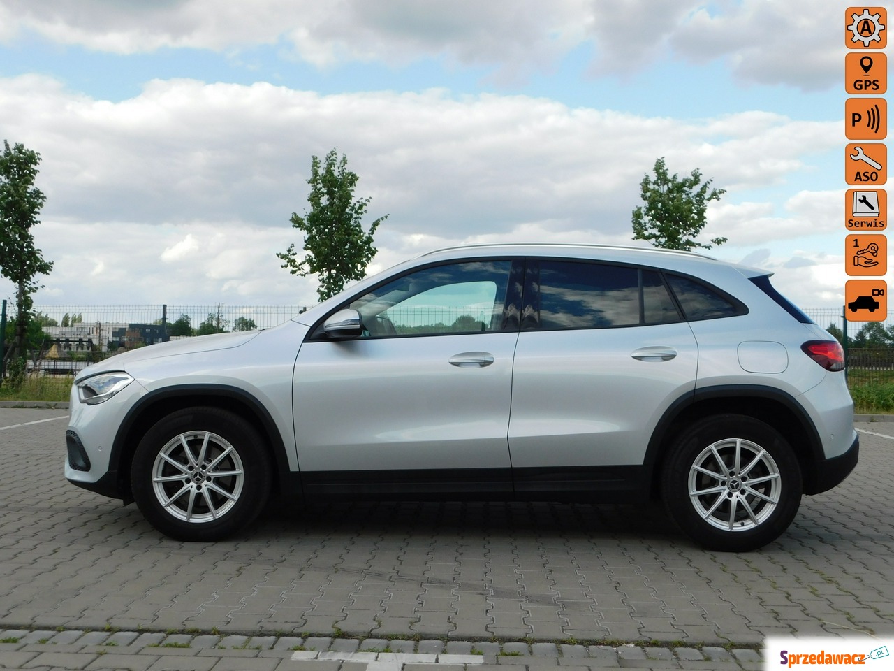 Mercedes - Benz GLA-klasa 2022