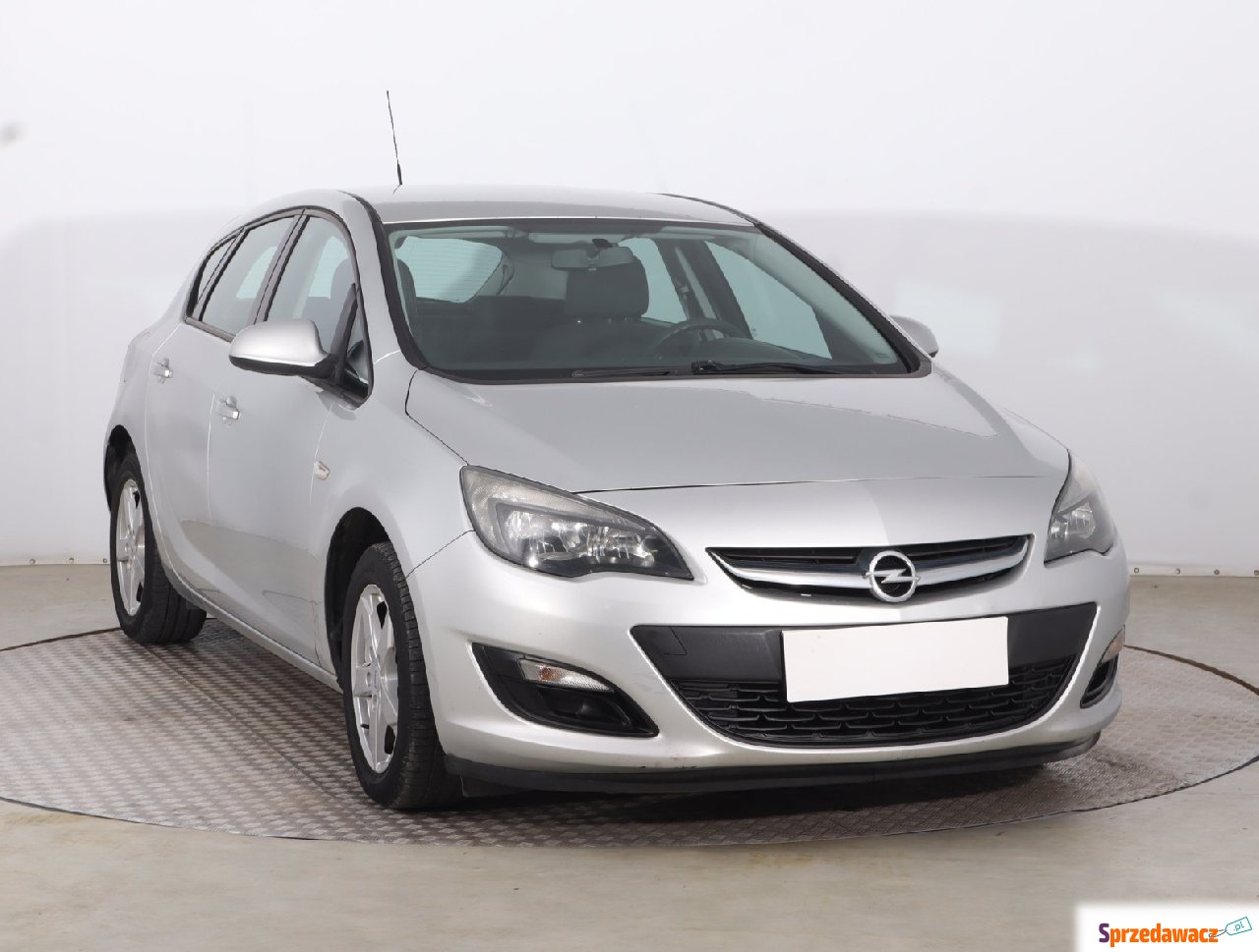 Opel Astra 2012