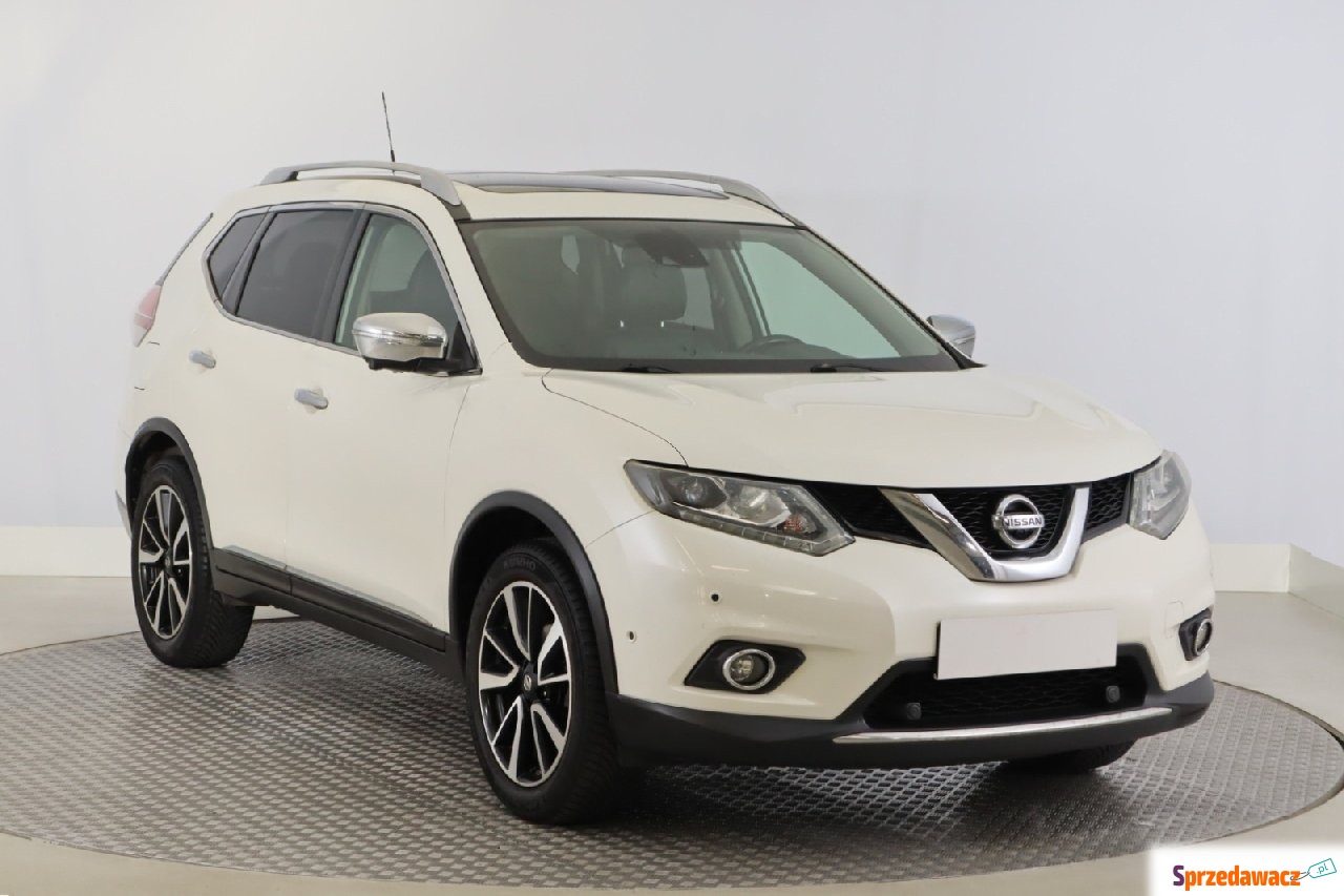Nissan X-Trail 2015